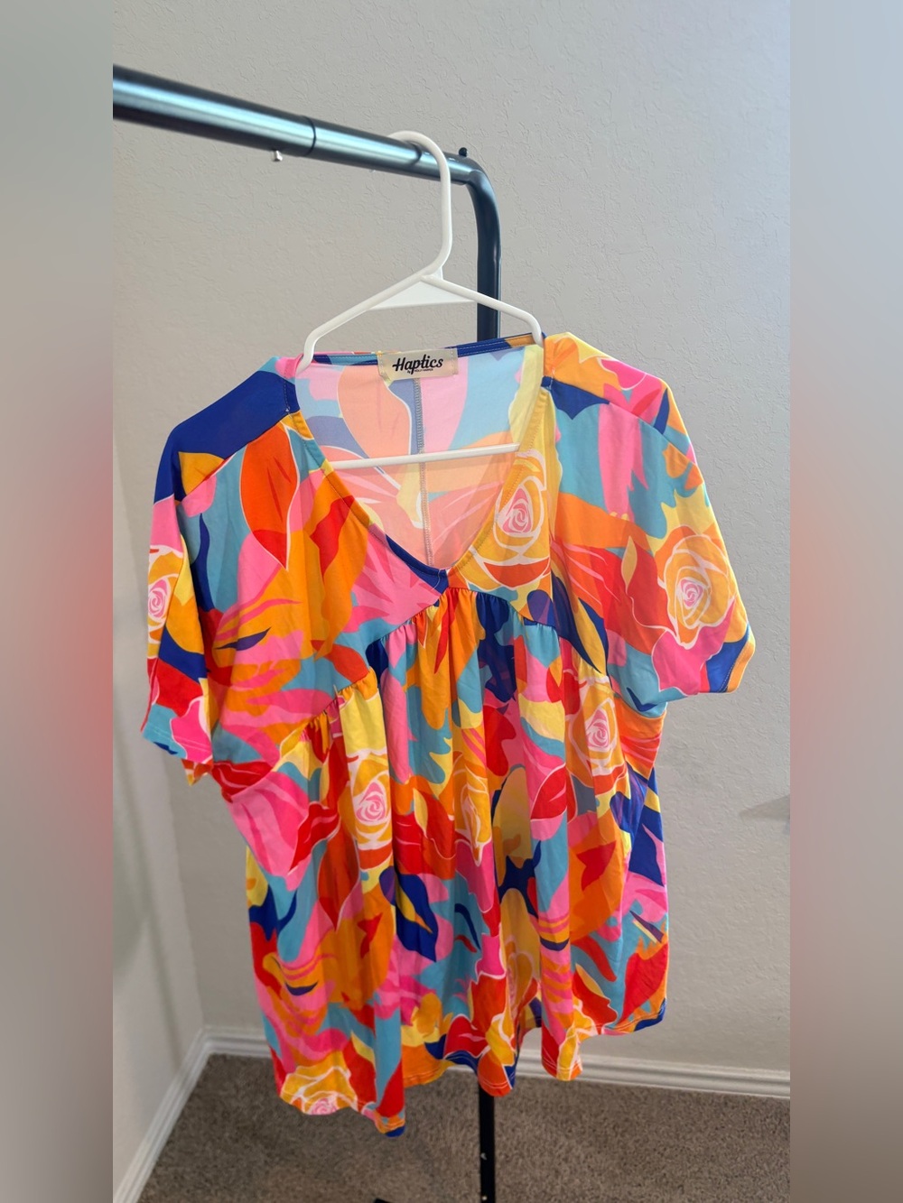 Haptics Multicolor Floral V-Neck Short Sleeve Blouse